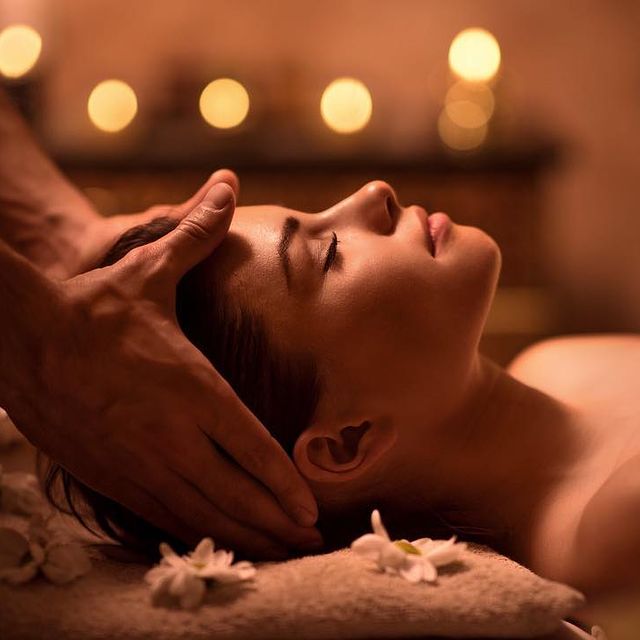 Relaxing Head & Shoulder Massage - Advanced Aesthetics